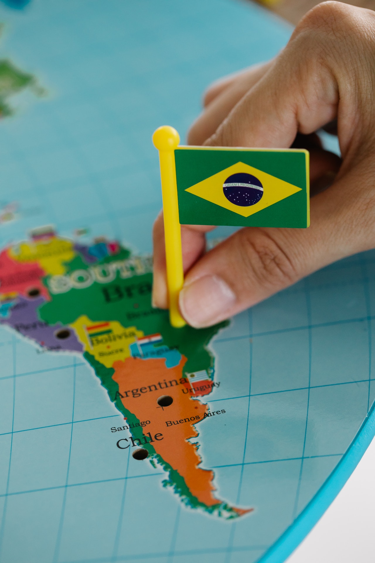 A English Solutions também dá aulas de português para quem é estrangeiro.
